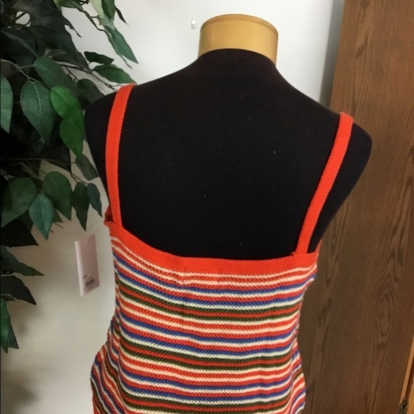 So XXL multi Color sweater tank - Picture 3 of 15